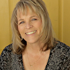 Debbie Lind